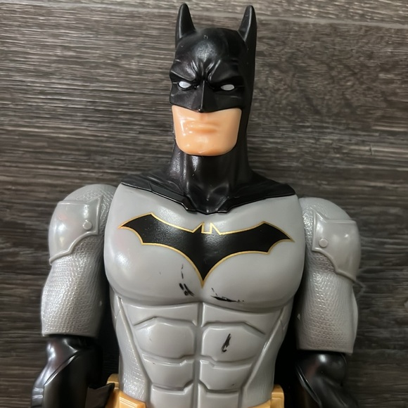 ☘️2/$25☘️ DC comics Batman 12 inch figure. - Picture 2 of 13